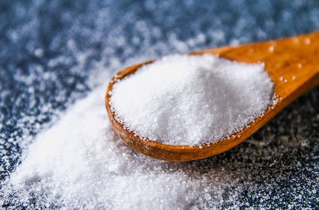 9 Warning Signs You’re Eating Too Much Salt